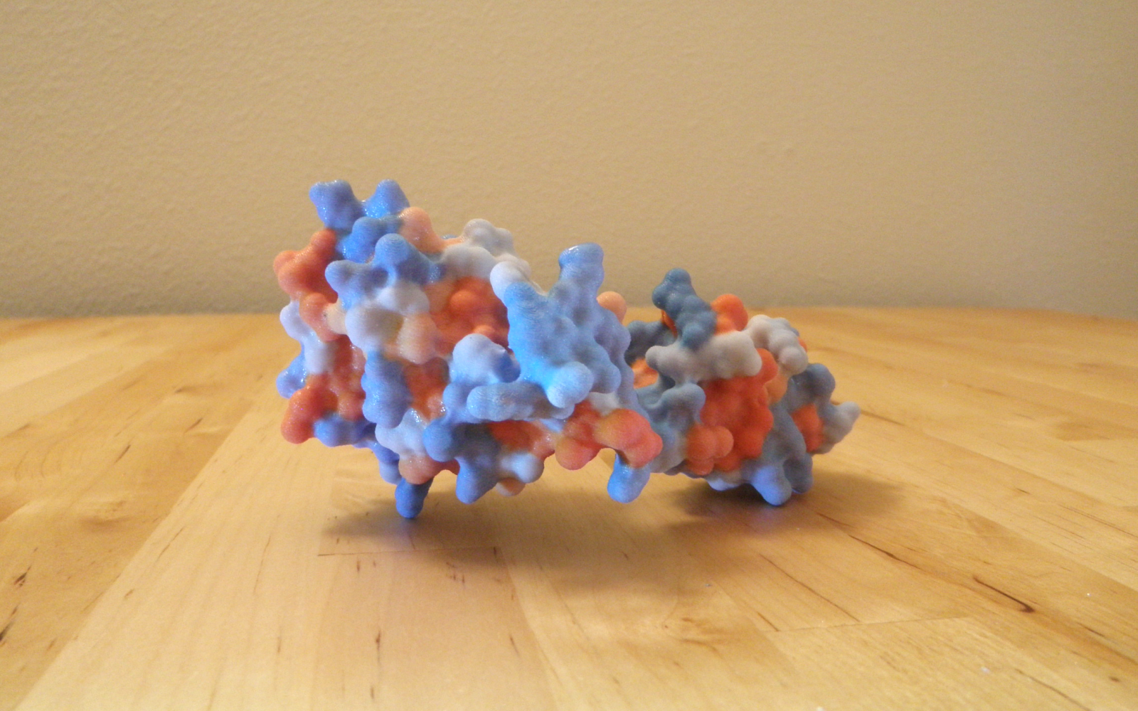 3D Printed Protein / http://www.over-engineered.com