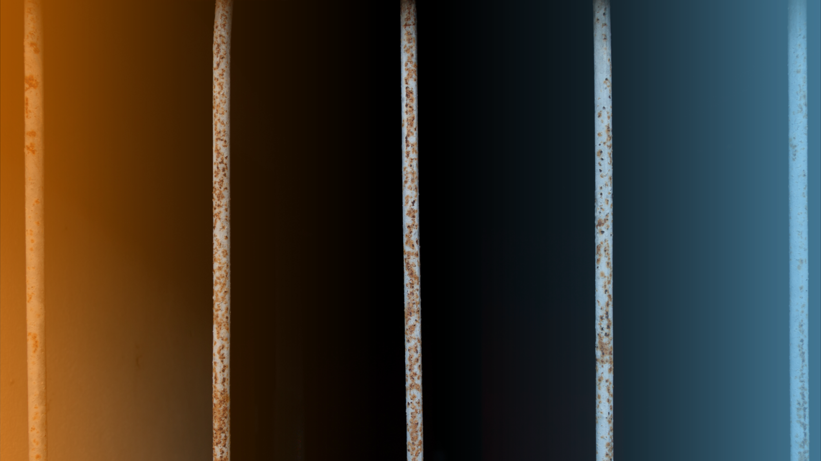 sbarre con sfumature arancione e azzurra