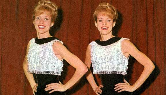 Immagine delle gemelle Kessler del 1965