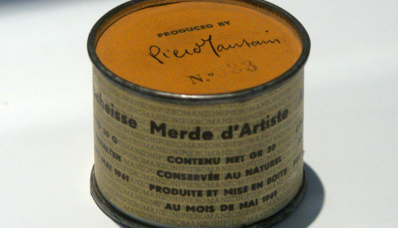 opera merda di artista di piero manzoni